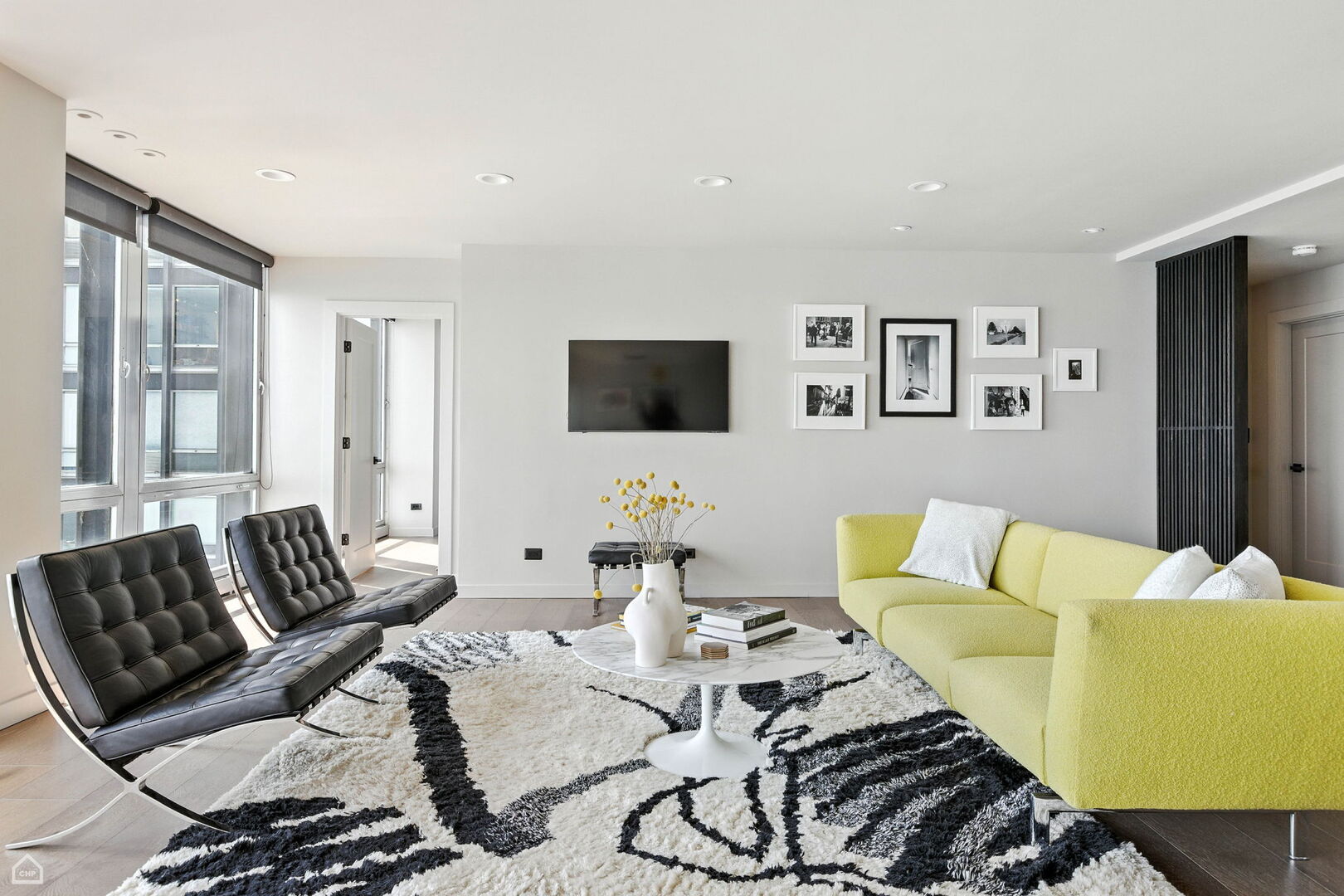 880 N LAKE SHORE Drive Unit: 14CD