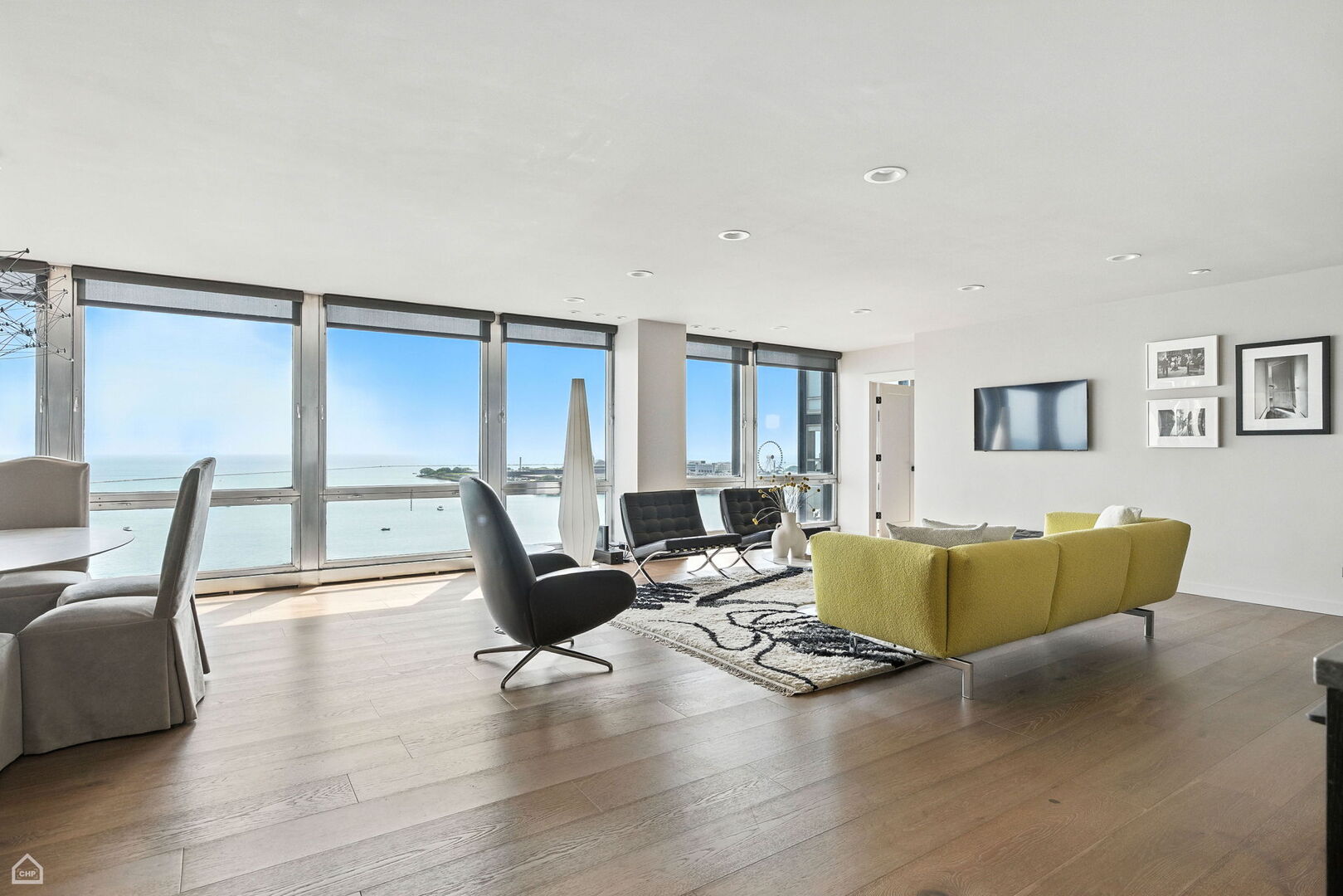 880 N LAKE SHORE Drive Unit: 14CD