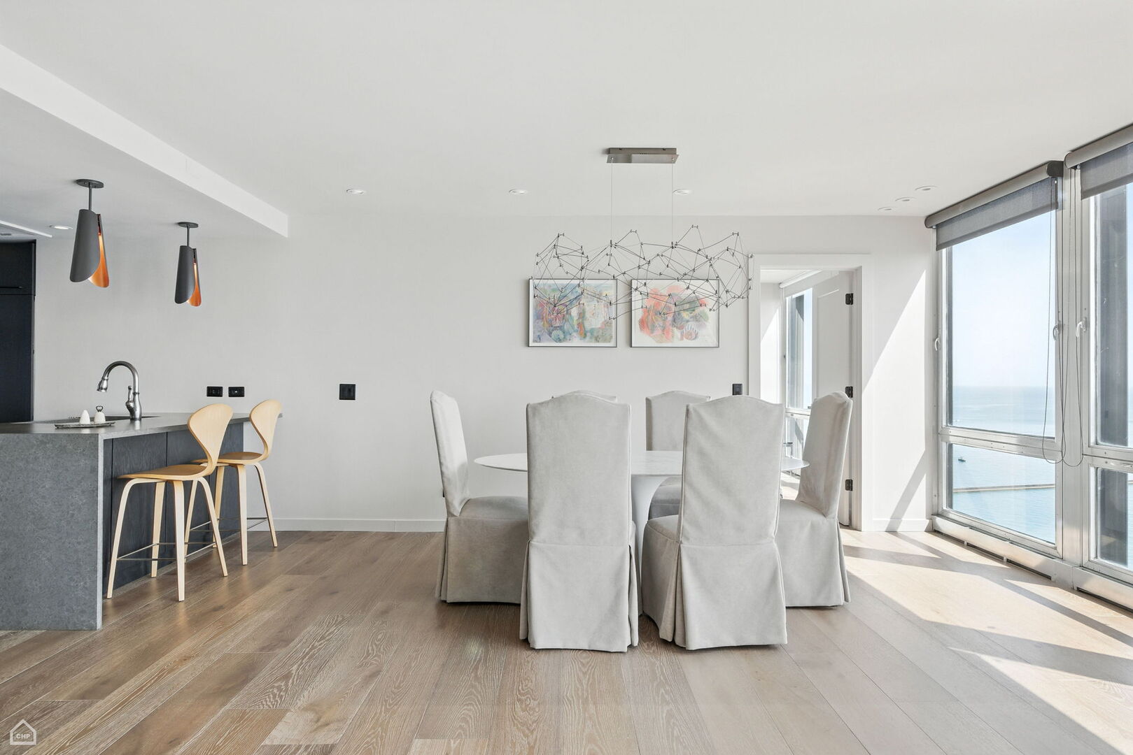 880 N LAKE SHORE Drive Unit: 14CD