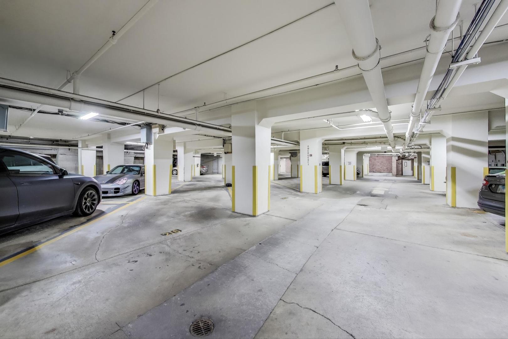 360 W Illinois Street Unit: 503