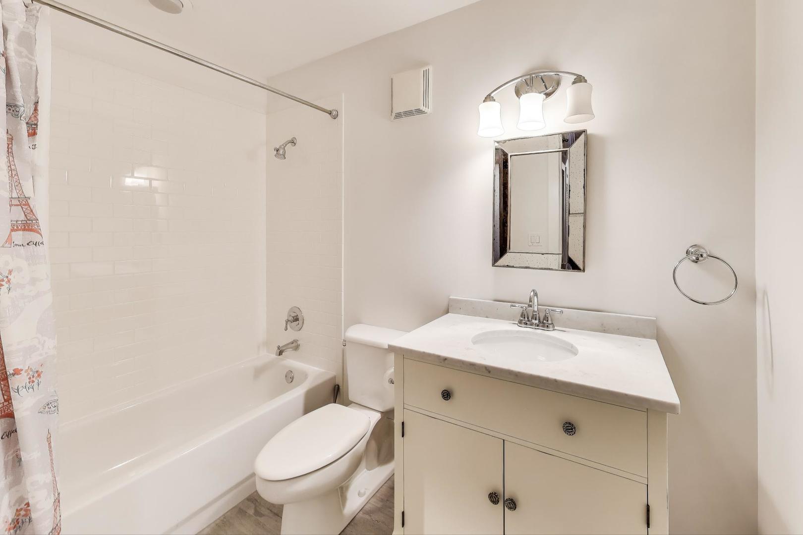 360 W Illinois Street Unit: 503