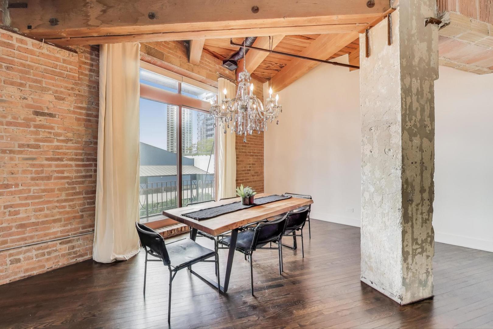 360 W Illinois Street Unit: 503