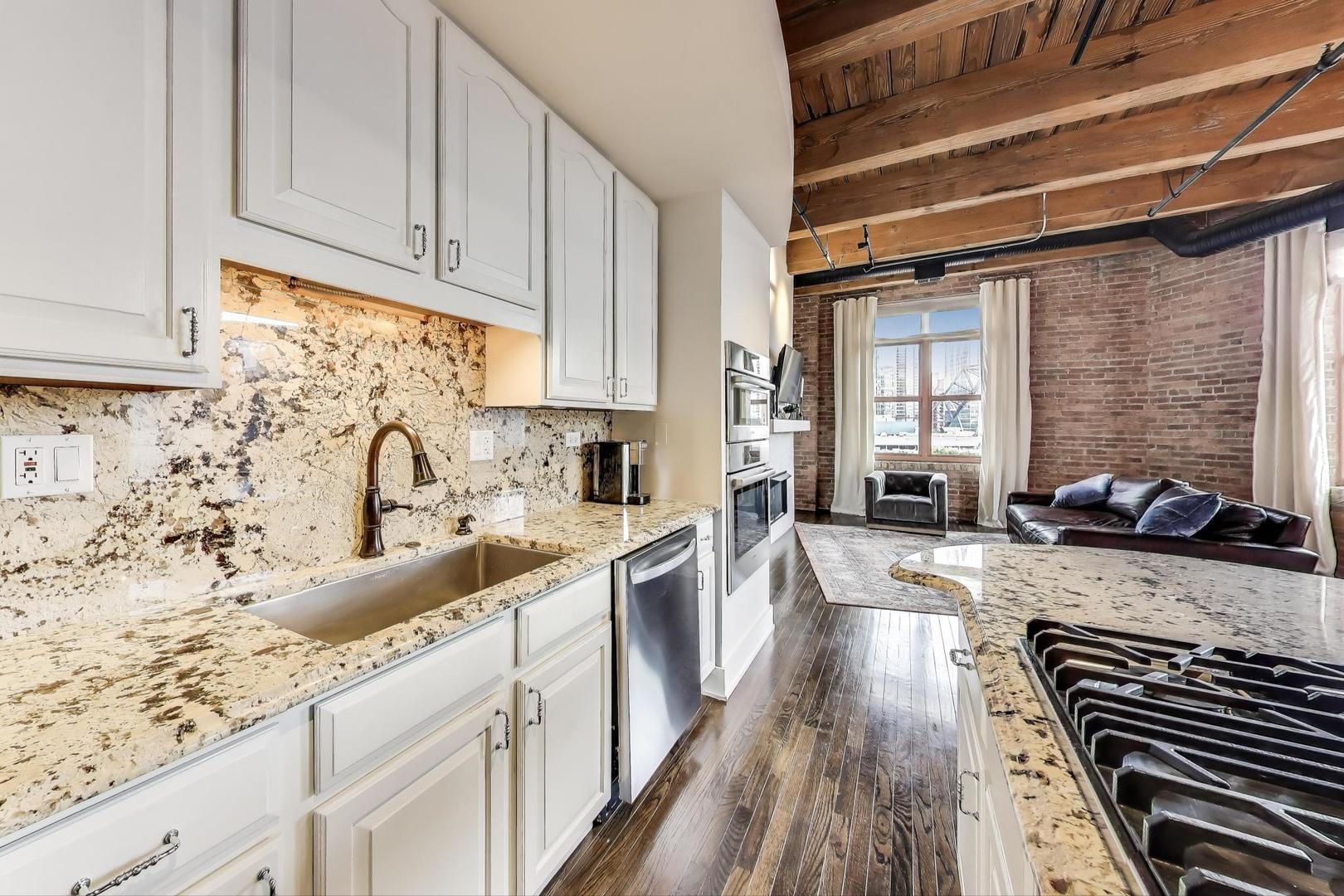 360 W Illinois Street Unit: 503