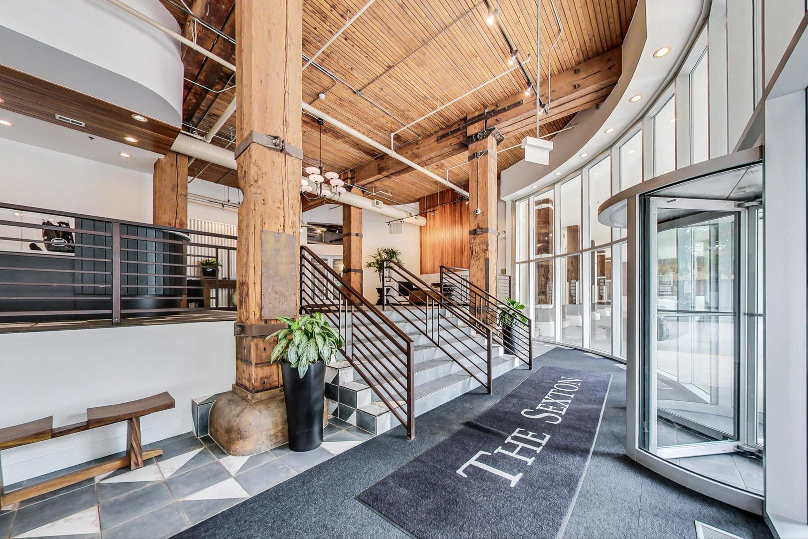 360 W Illinois Street Unit: 503