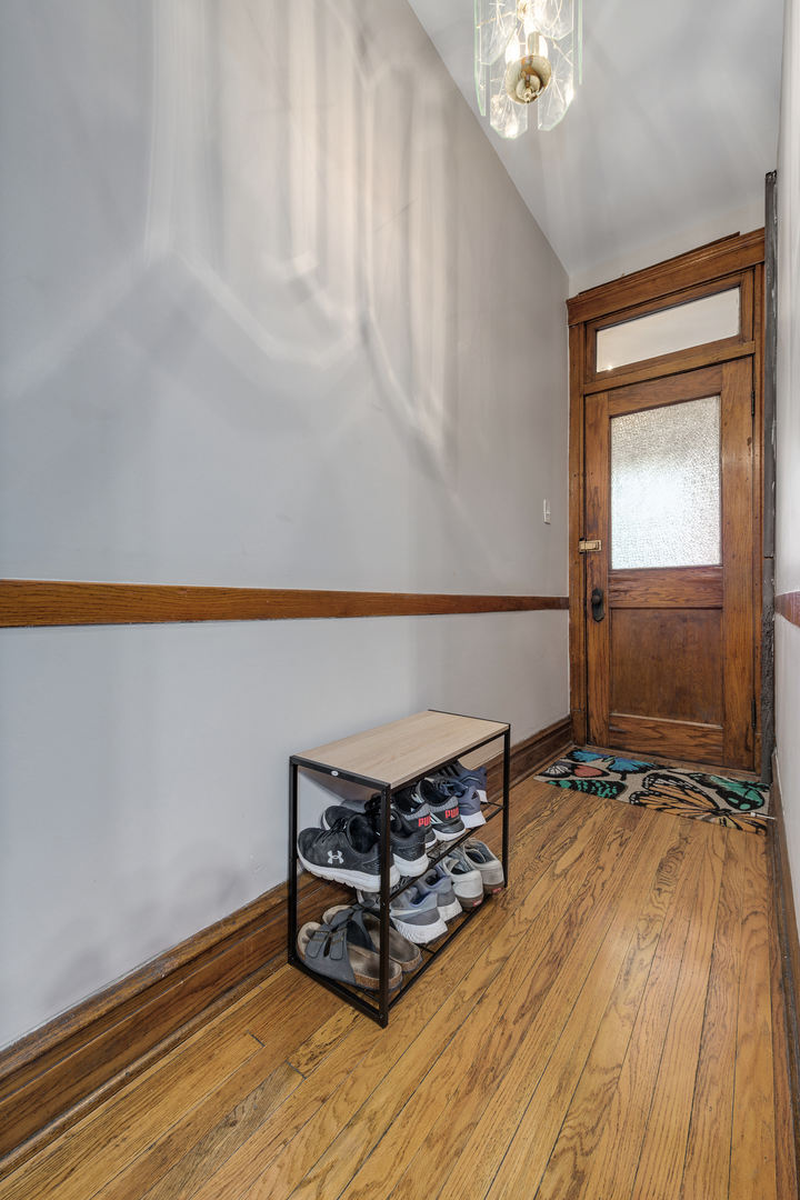 2337 W Thomas Street