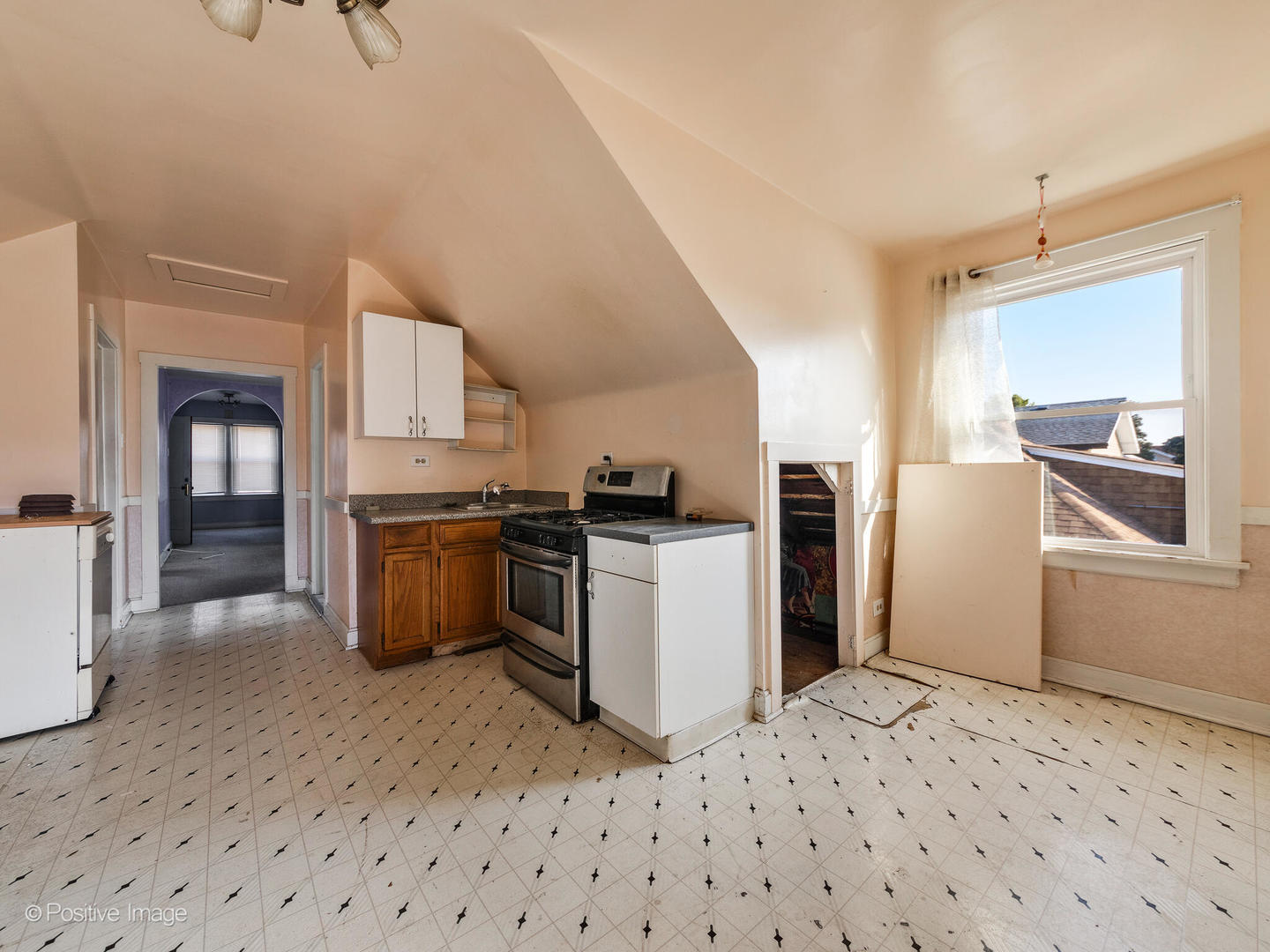 2712 N Oak Park Avenue