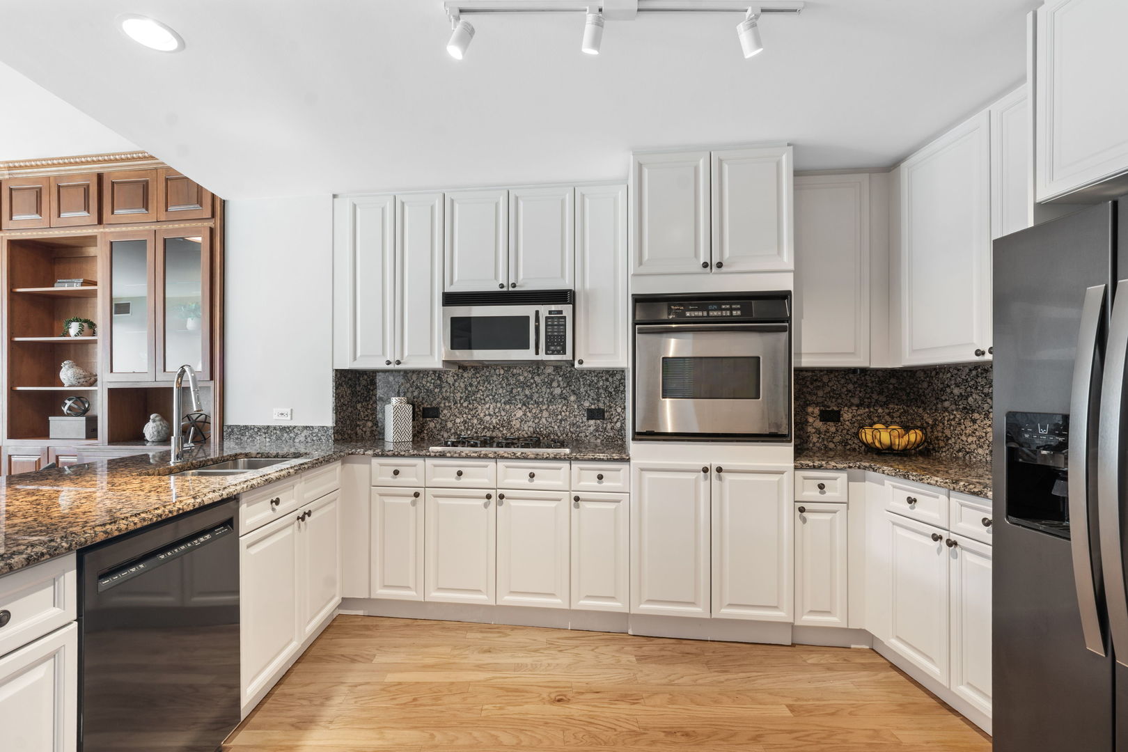 1515 S Prairie Avenue Unit: 508