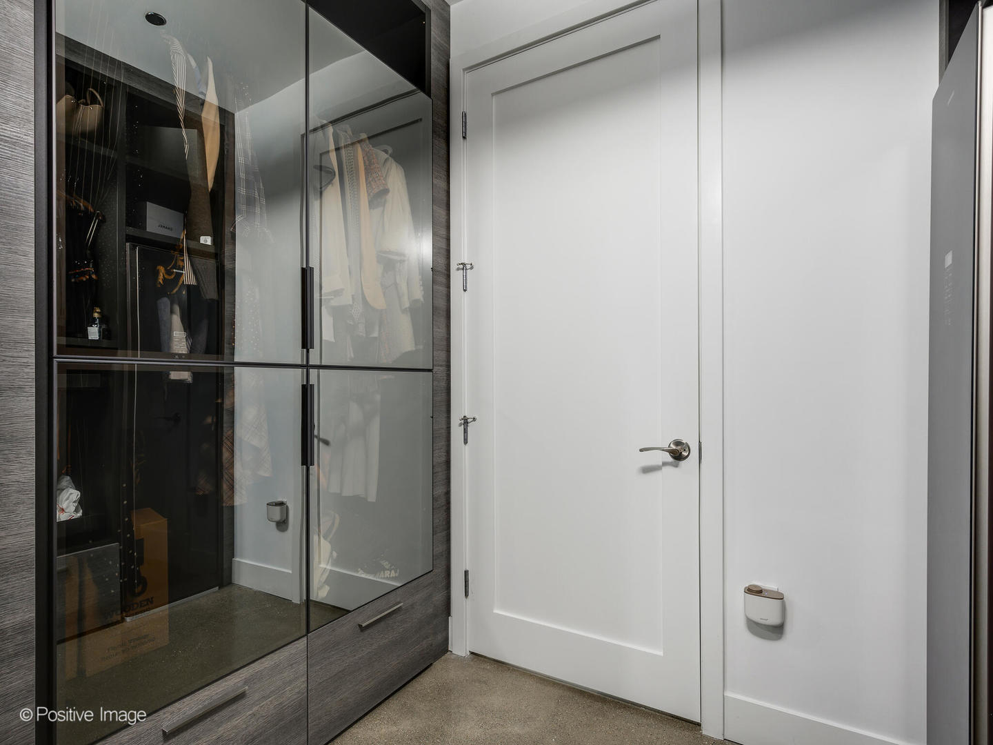 900 W Washington Boulevard Unit: 302