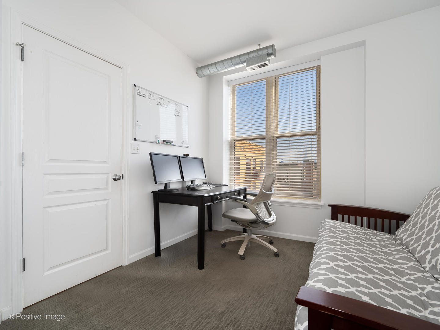 1645 W School Street Unit: 418