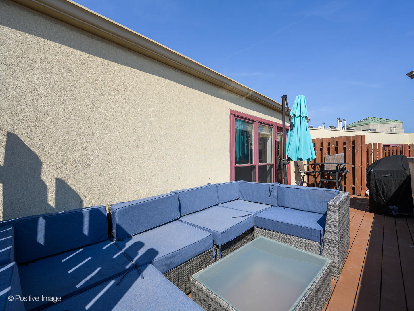 1645 W School Street Unit: 418