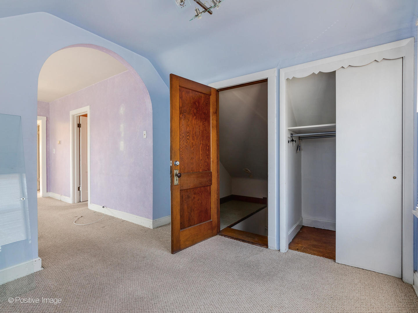 2712 N Oak Park Avenue