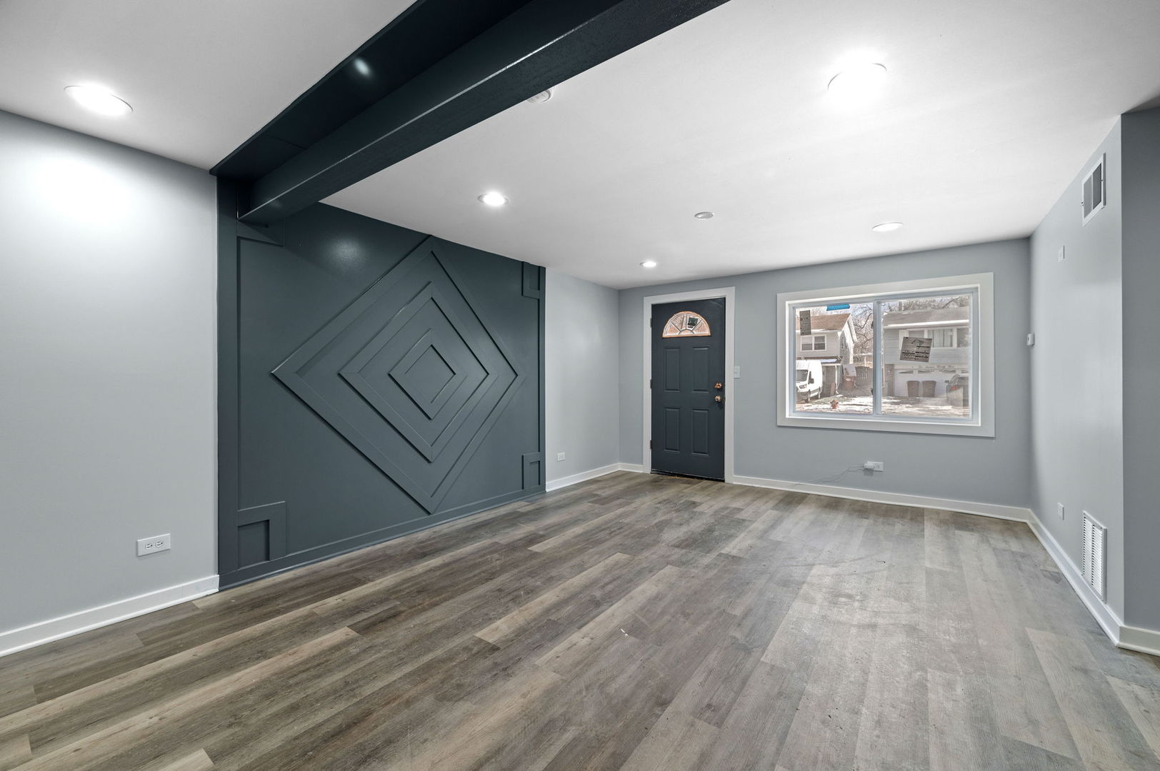 21616 Peterson Avenue