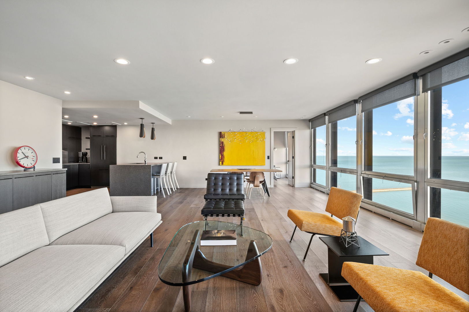 880 N LAKE SHORE Drive Unit: 14CD