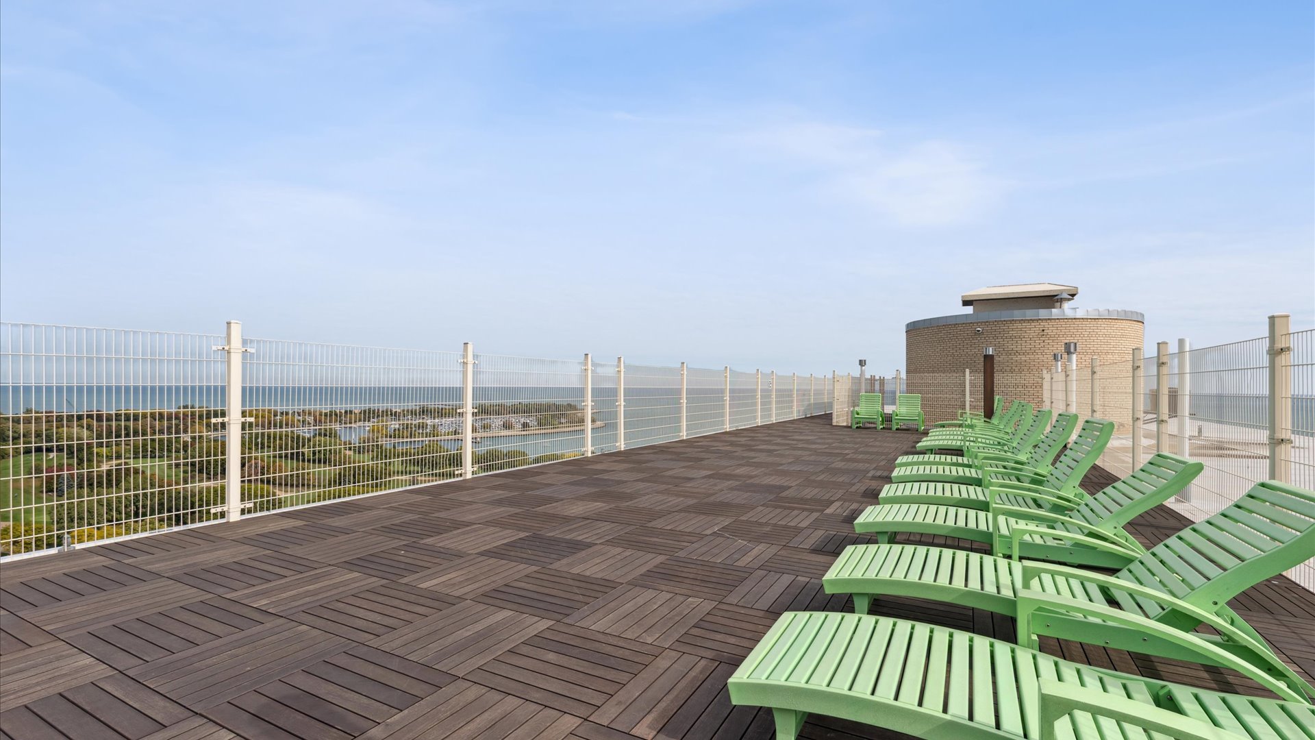 3950 N Lake Shore Drive Unit: 1811