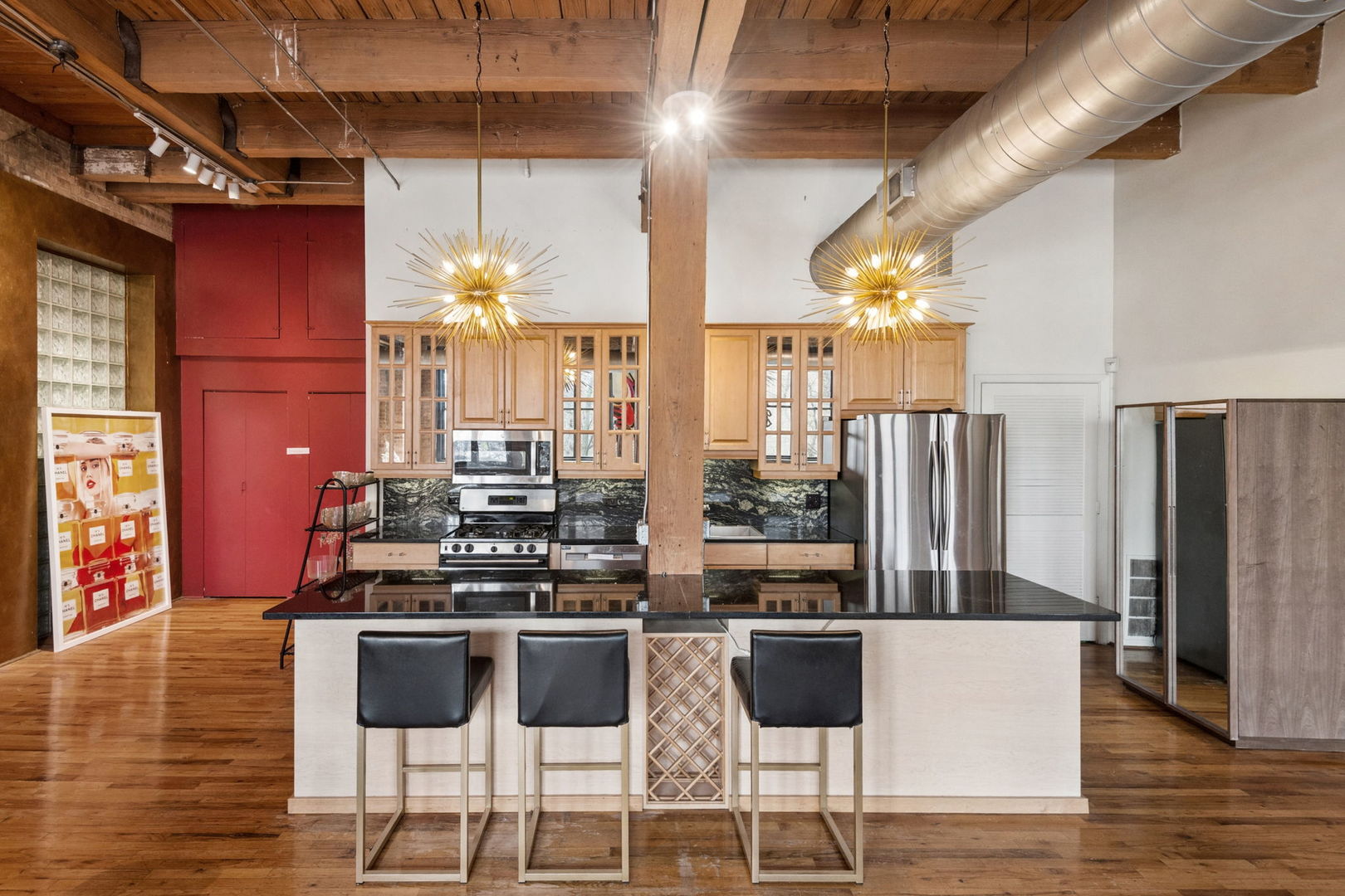 2401 W Ohio Street Unit: 21