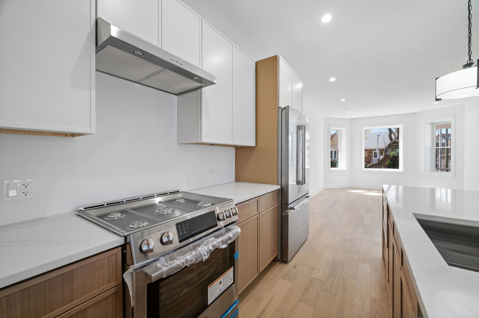 3941 N Spaulding Avenue