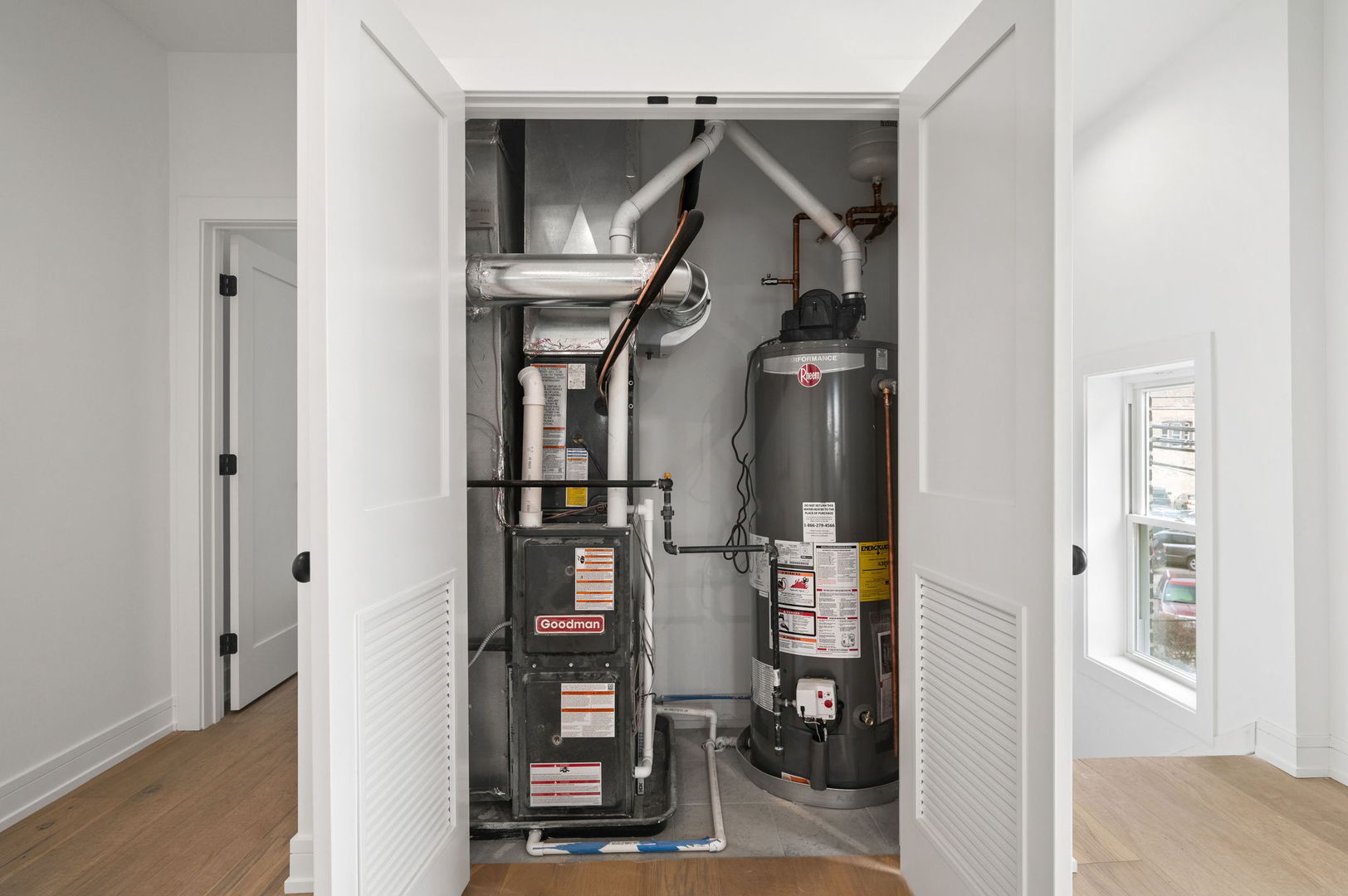 3941 N Spaulding Avenue