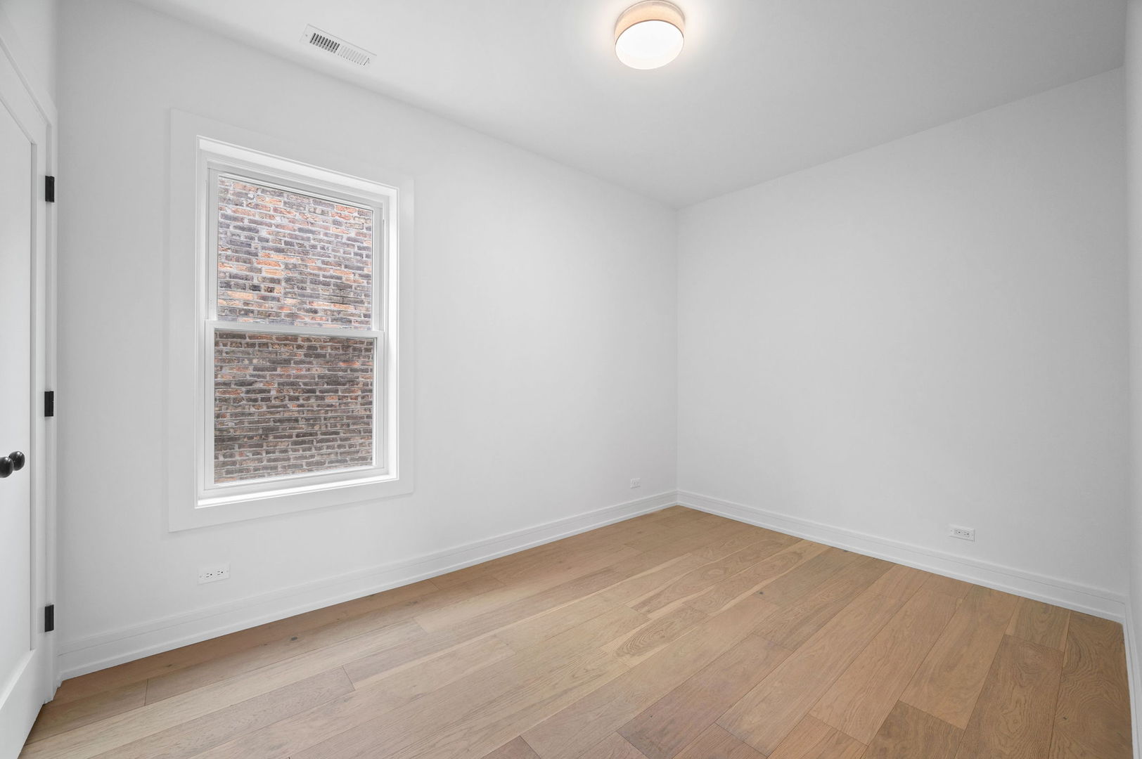 3941 N Spaulding Avenue