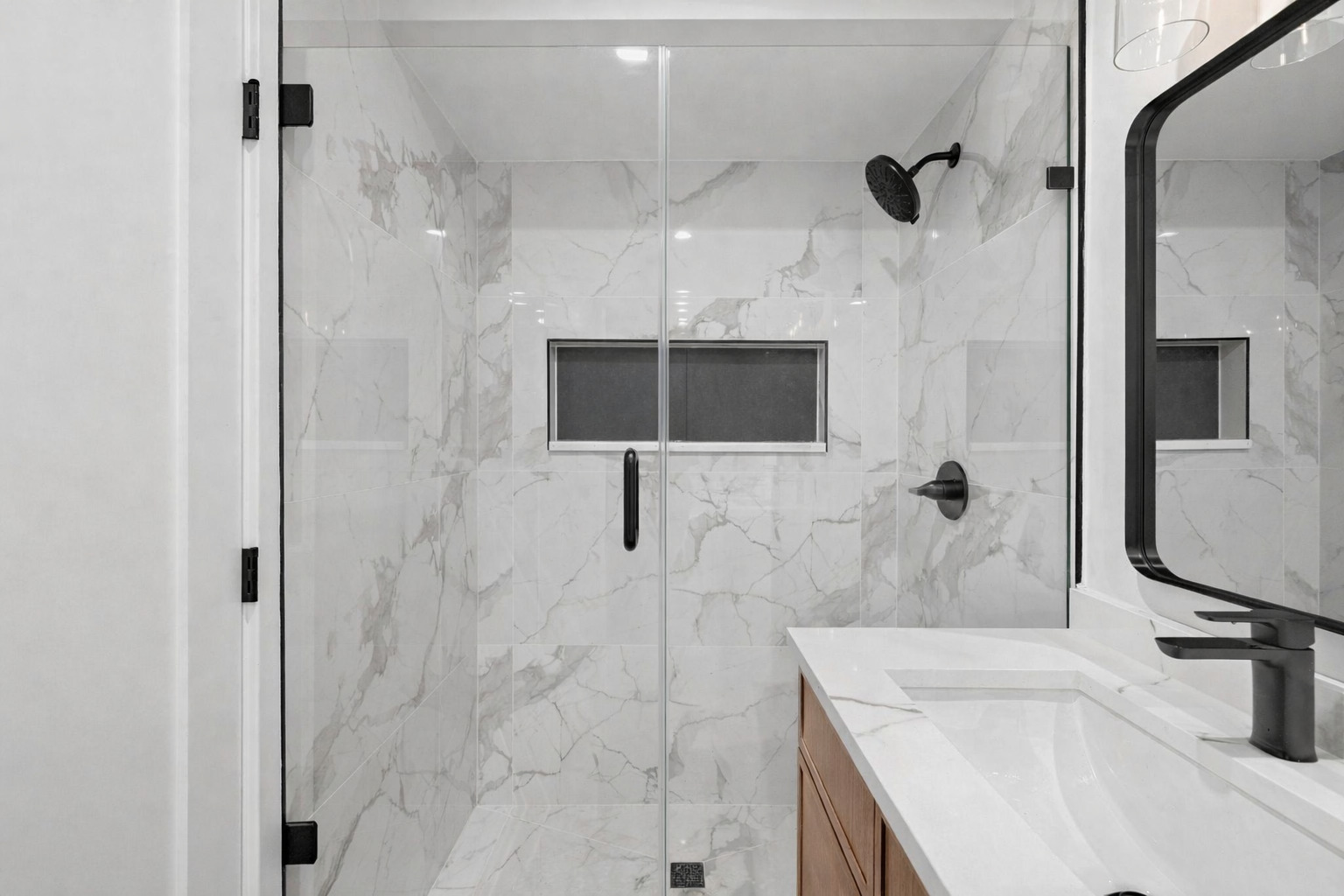 3941 N Spaulding Avenue