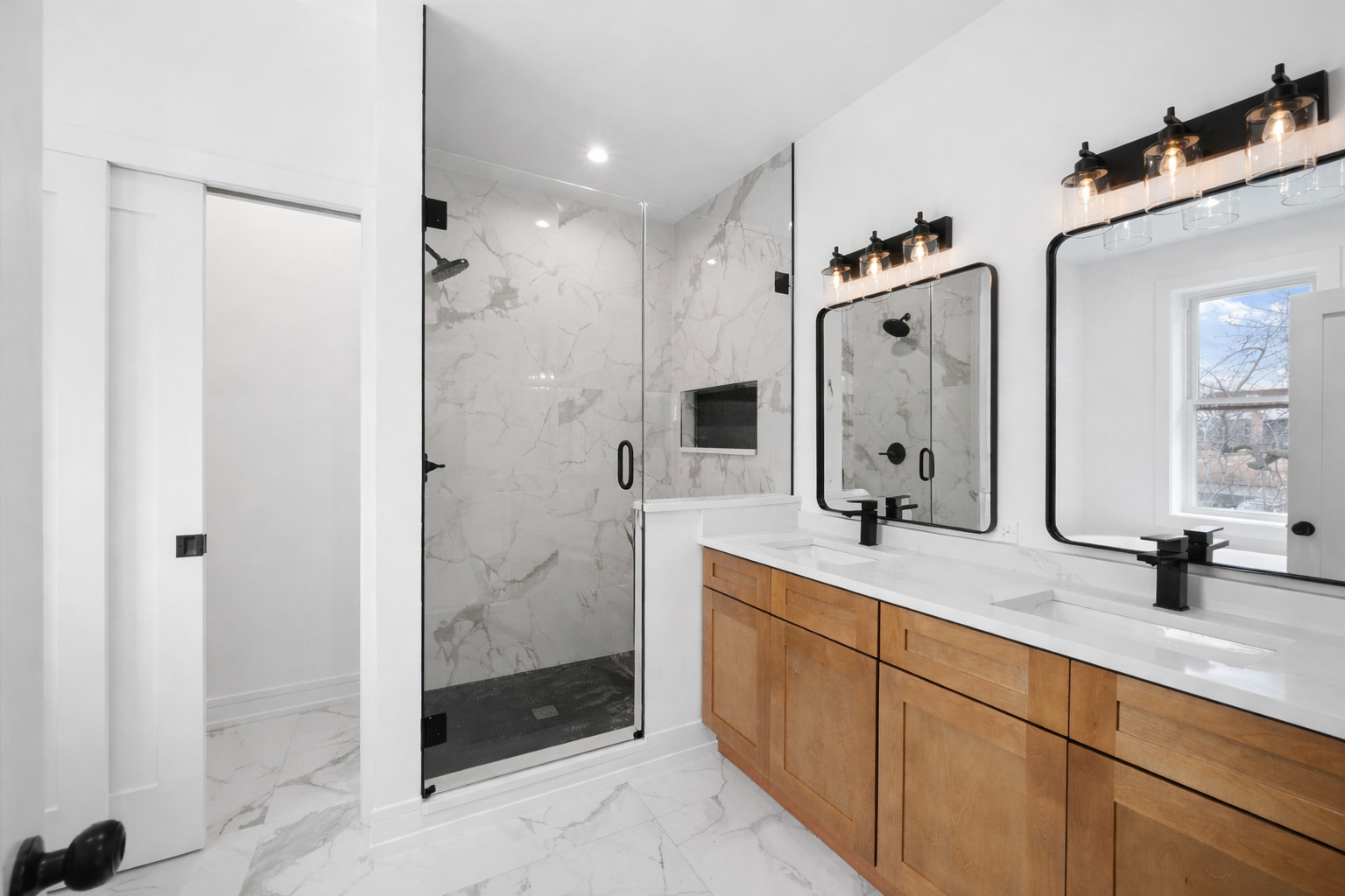 3941 N Spaulding Avenue