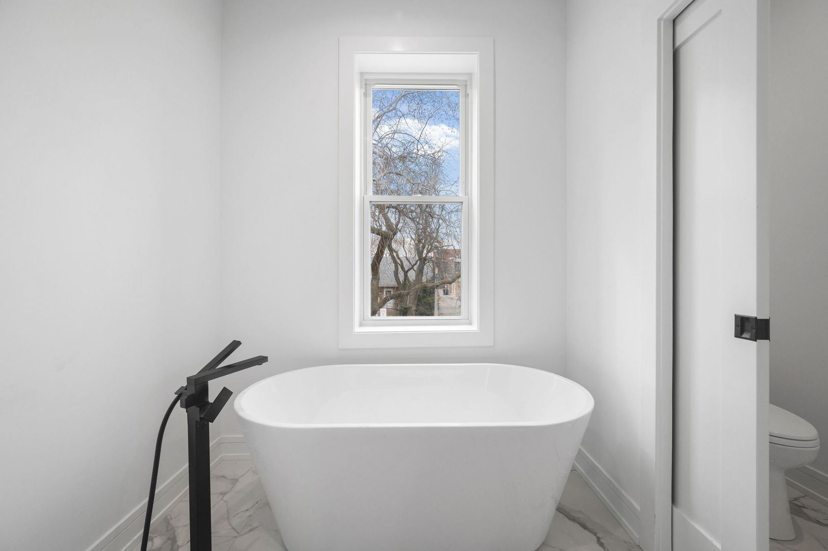 3941 N Spaulding Avenue