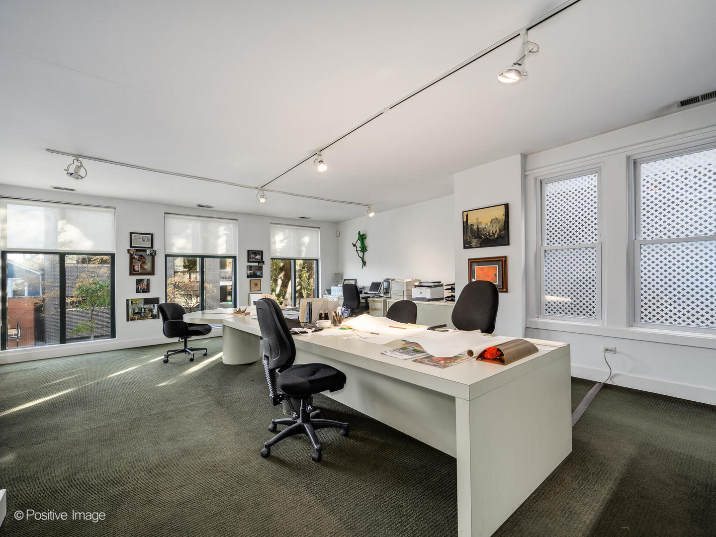 1244 W Chicago Avenue