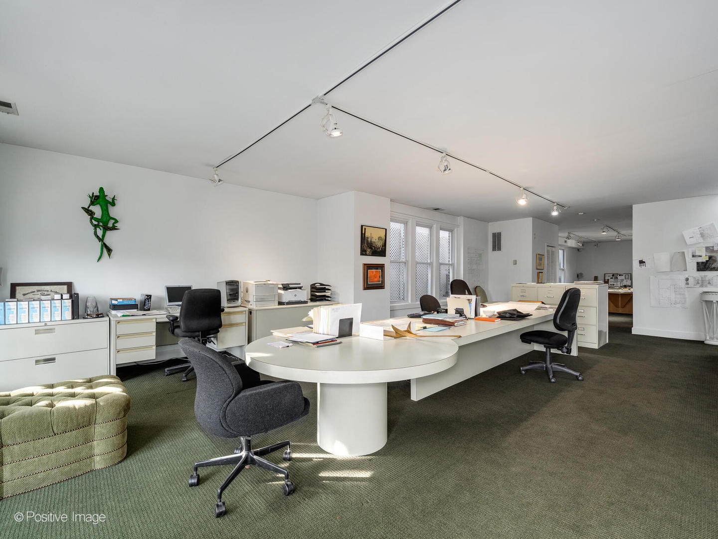 1244 W Chicago Avenue