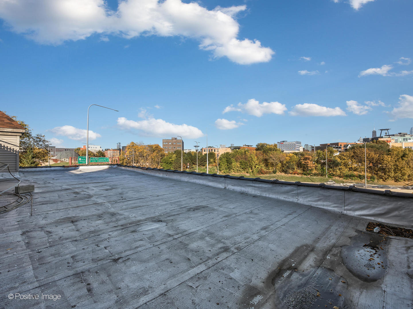 1244 W Chicago Avenue