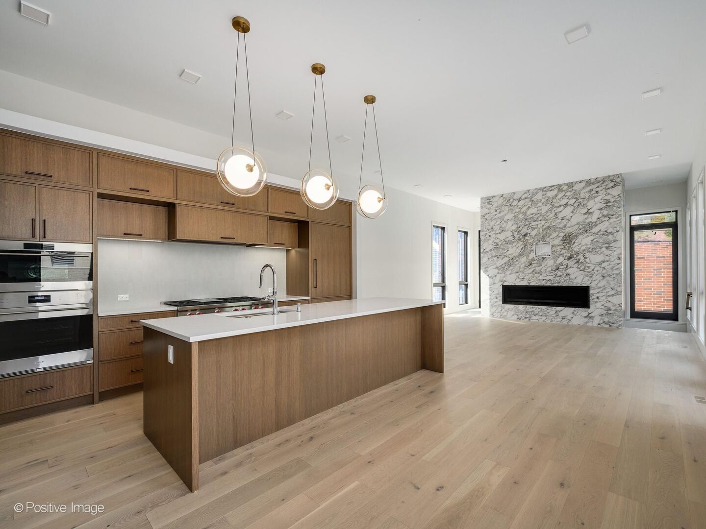 1900 W Cortland Avenue