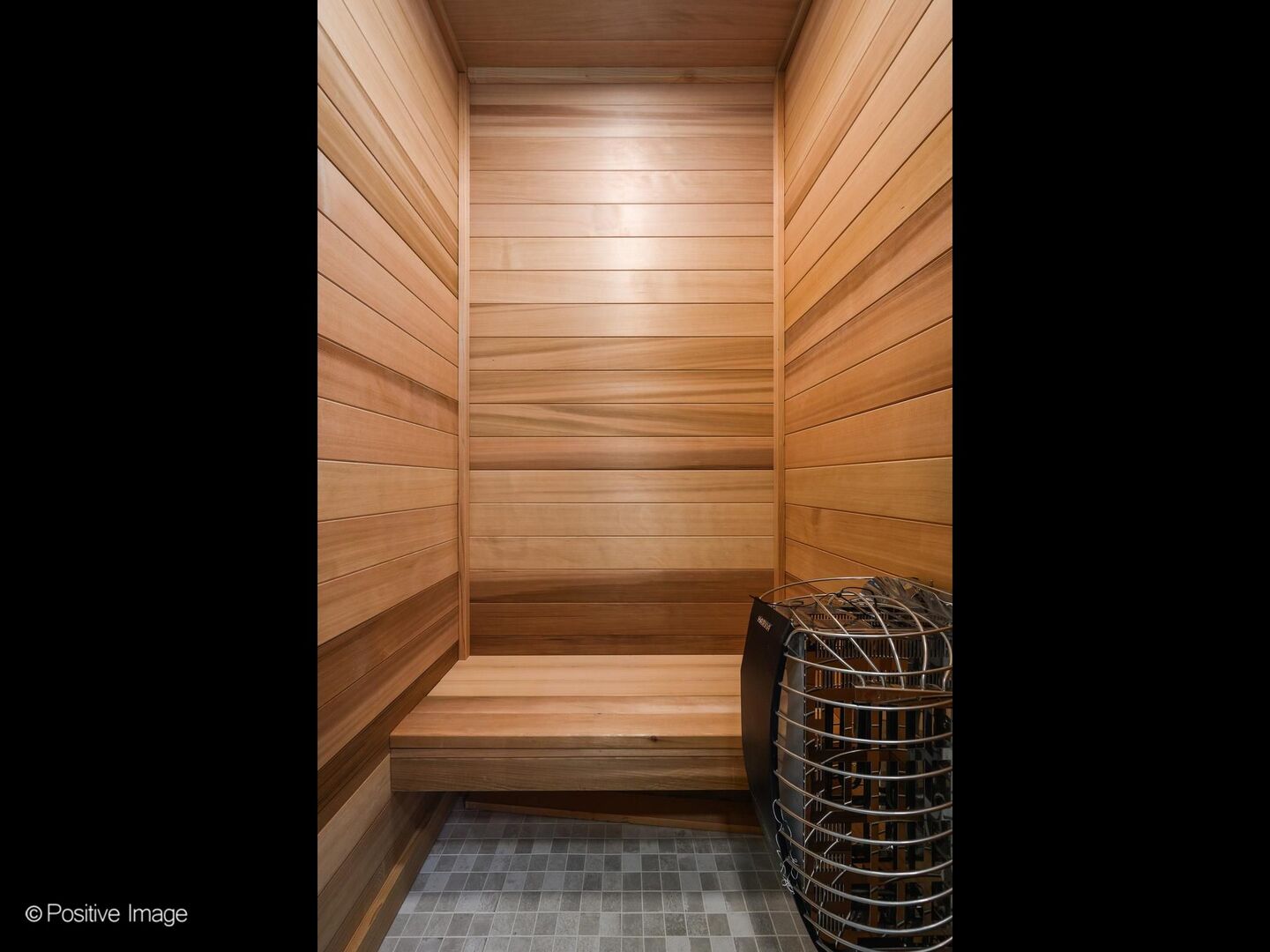 1900 W Cortland Avenue