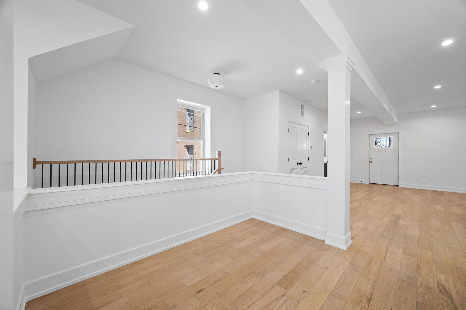 3941 N Spaulding Avenue