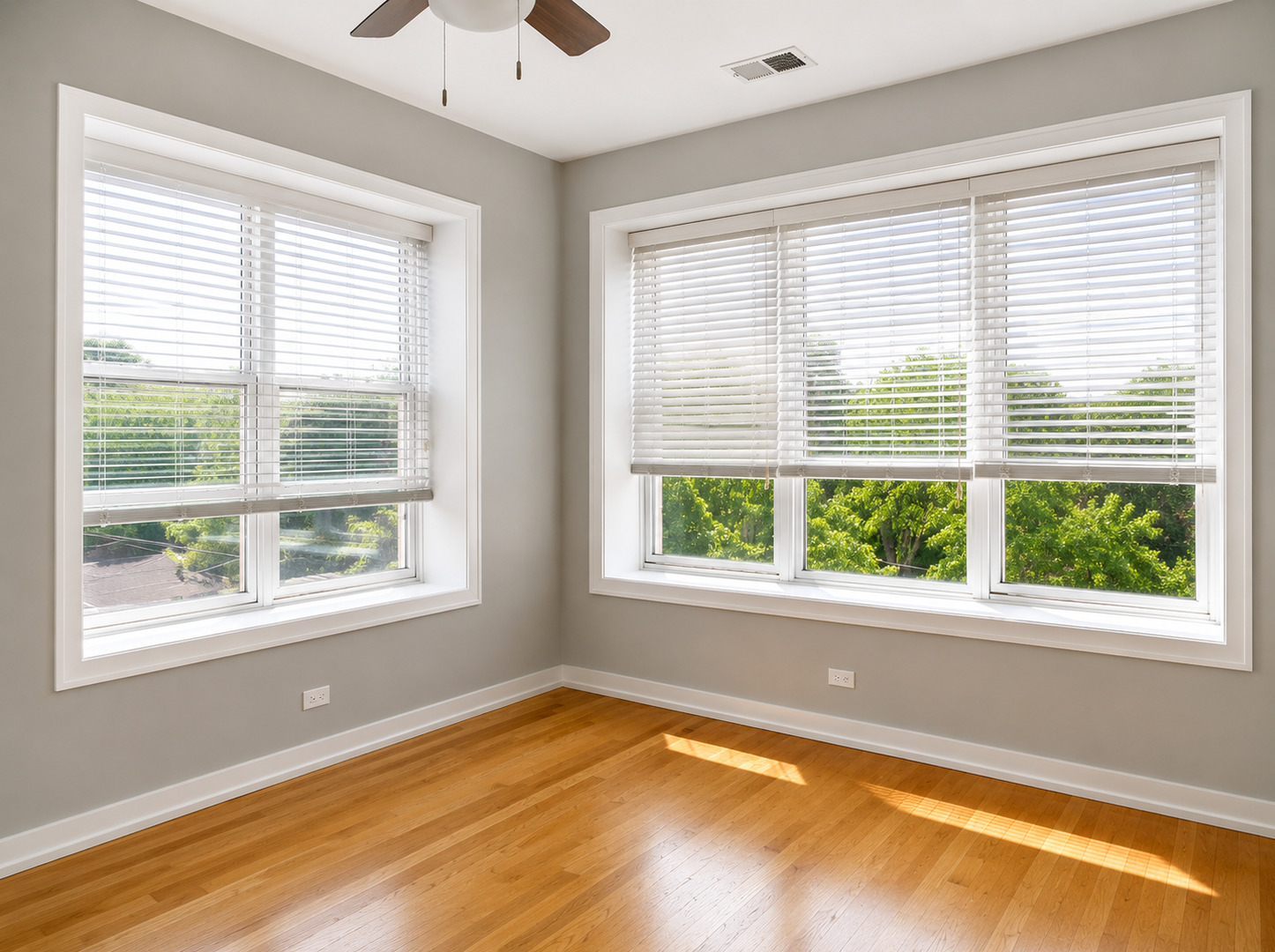 2737 W Evergreen Avenue Unit: 3R