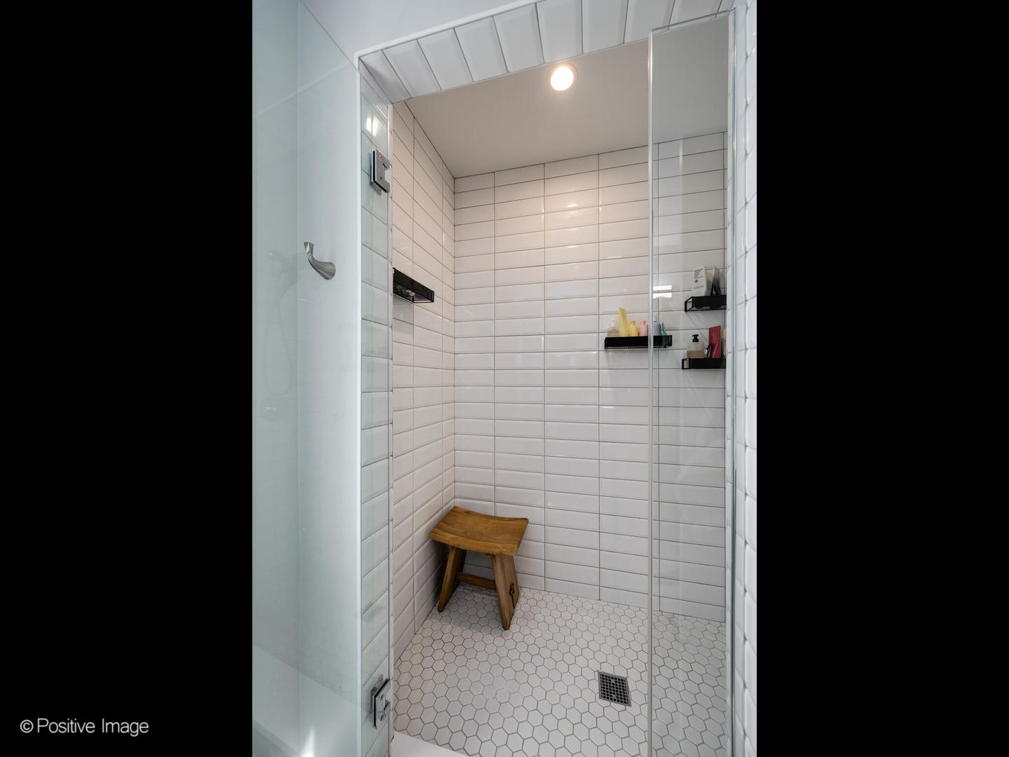 833 N Hoyne Avenue Unit: 2S
