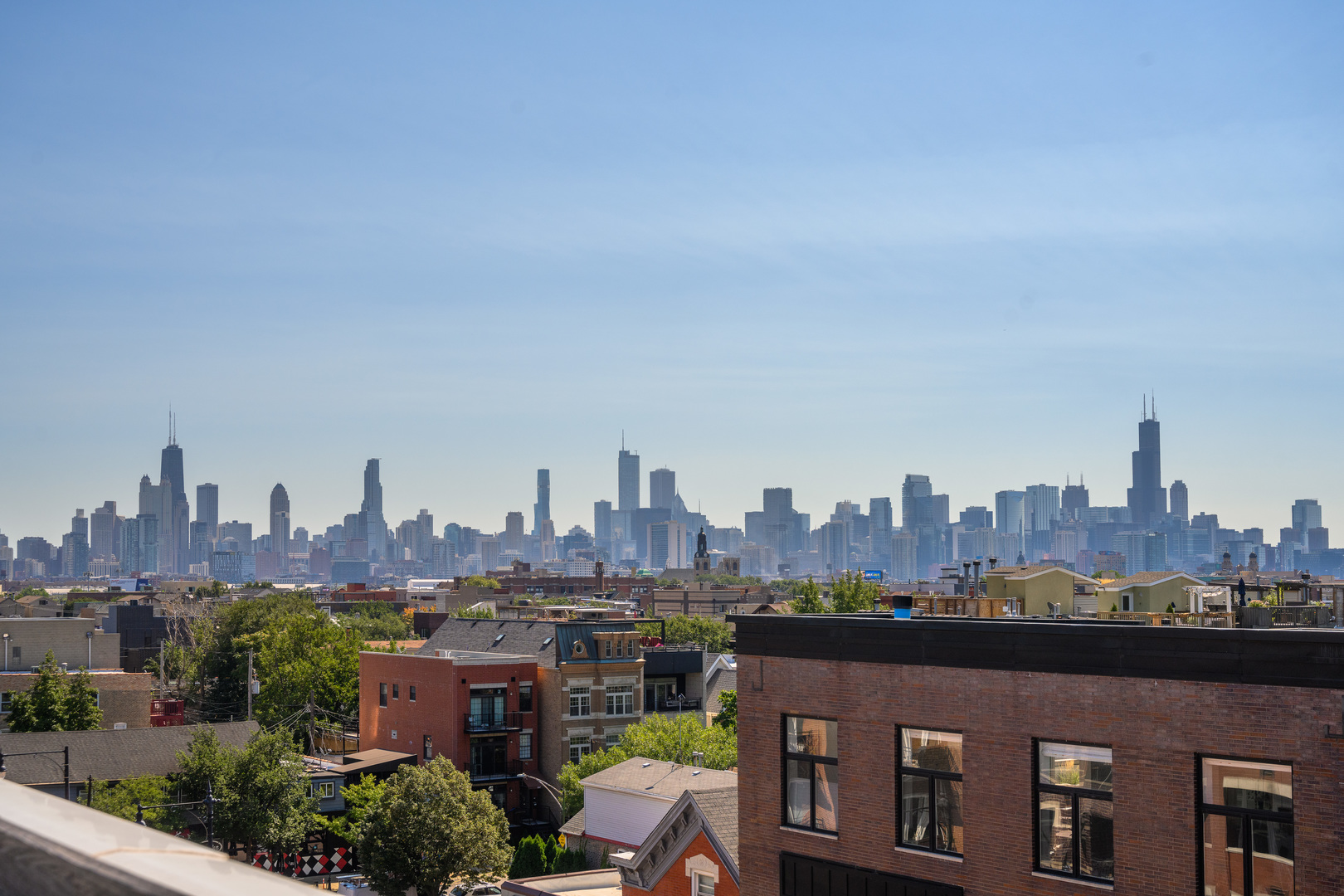 1611 N Hermitage Avenue Unit: 401