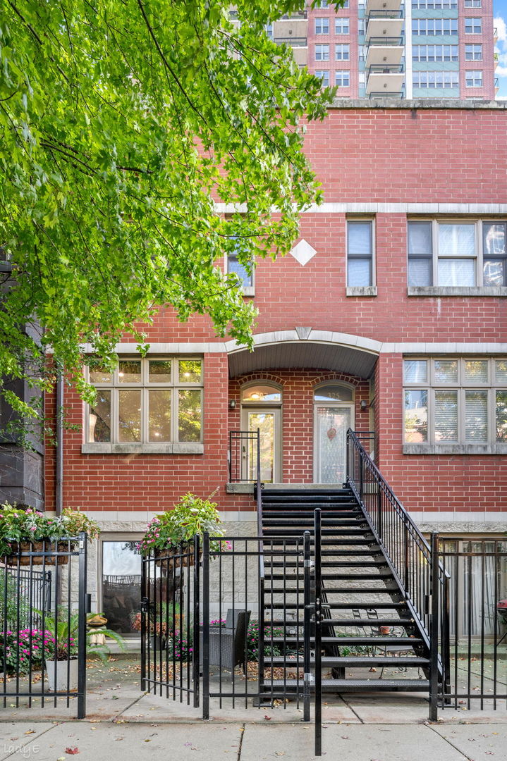 327 E 17th Street