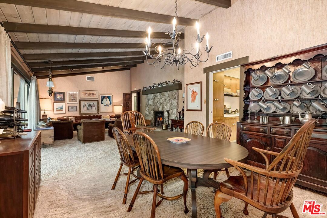 2401 Coldwater Canyon Dr