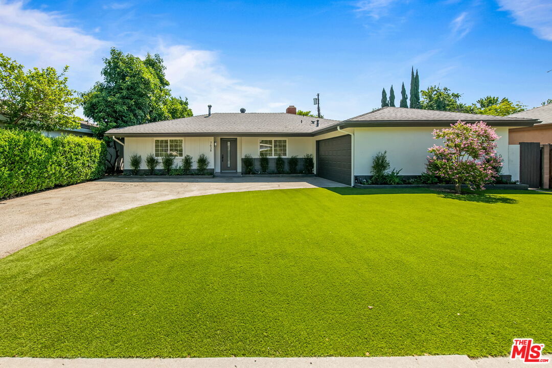 7638 Chisholm Ave