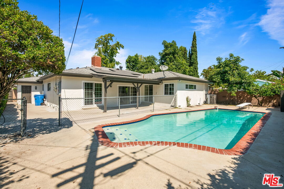 7638 Chisholm Ave