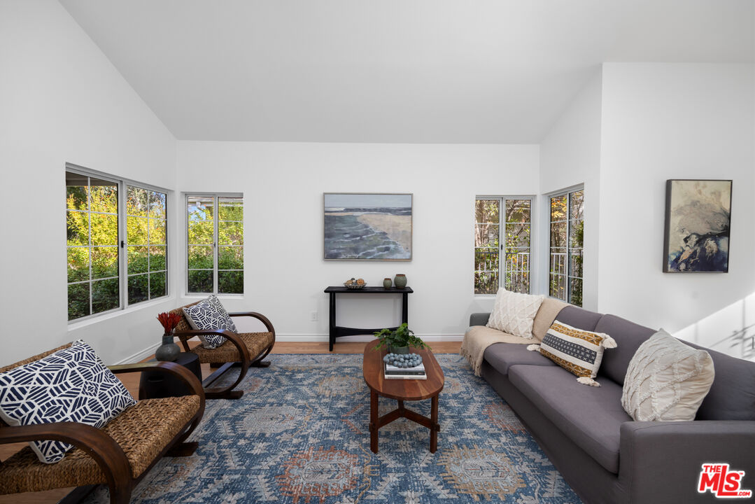 23232 W Vail Dr