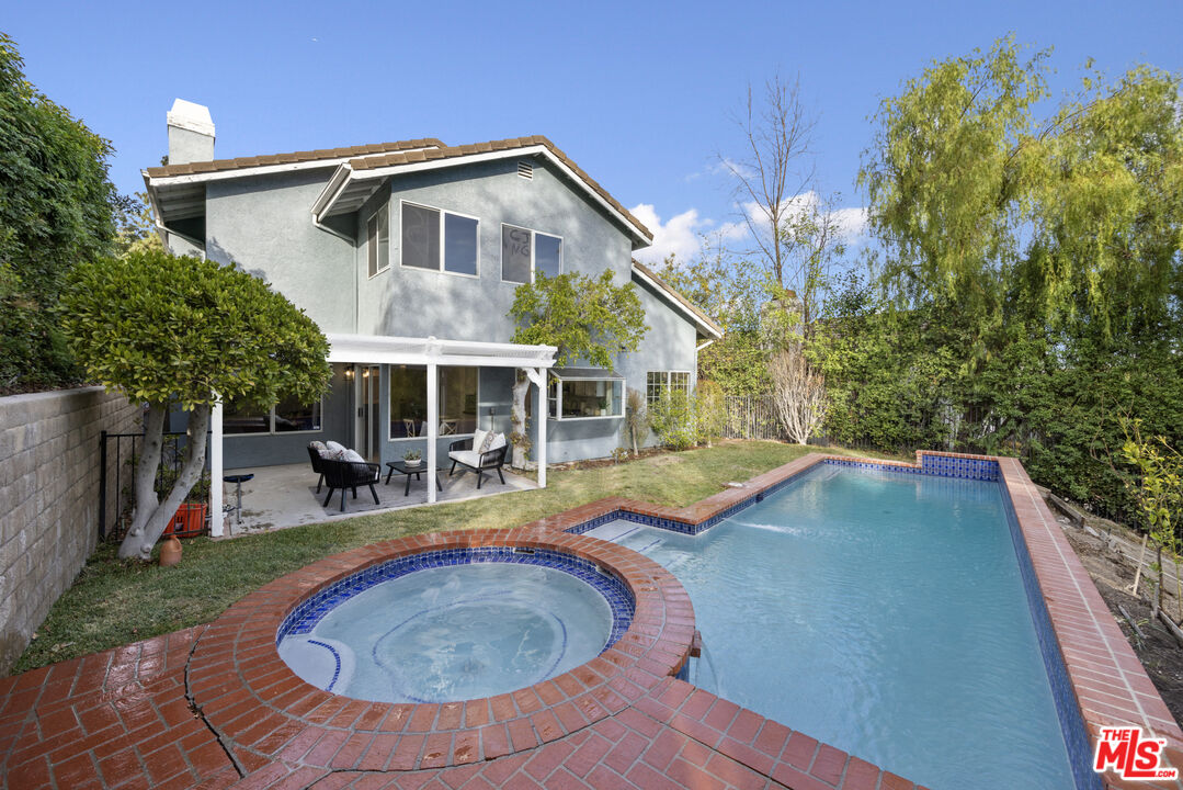 23232 W Vail Dr