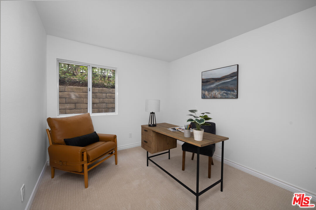 23232 W Vail Dr