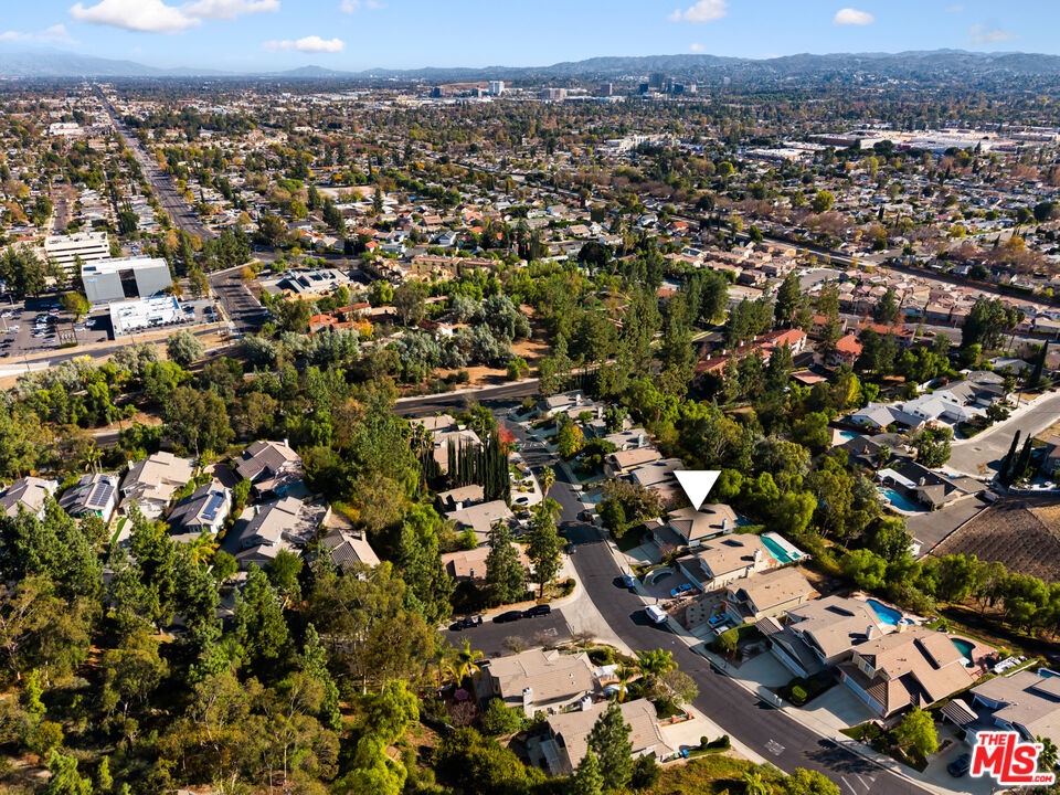 23232 W Vail Dr
