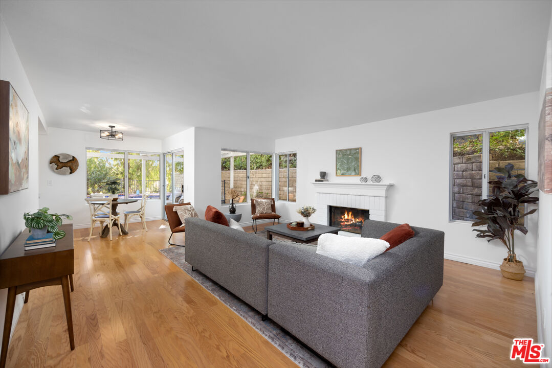23232 W Vail Dr