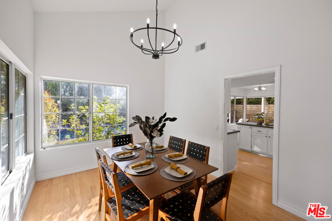 23232 W Vail Dr
