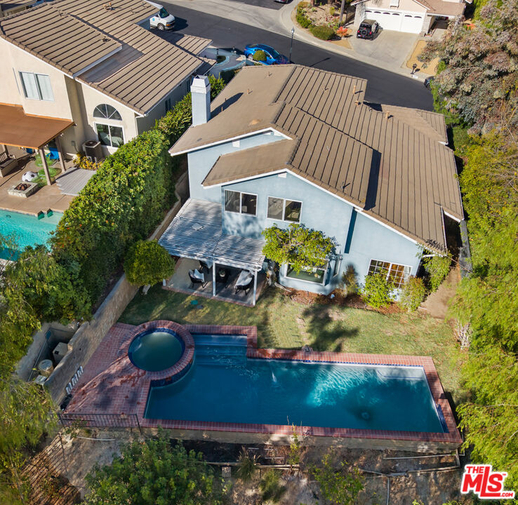 23232 W Vail Dr