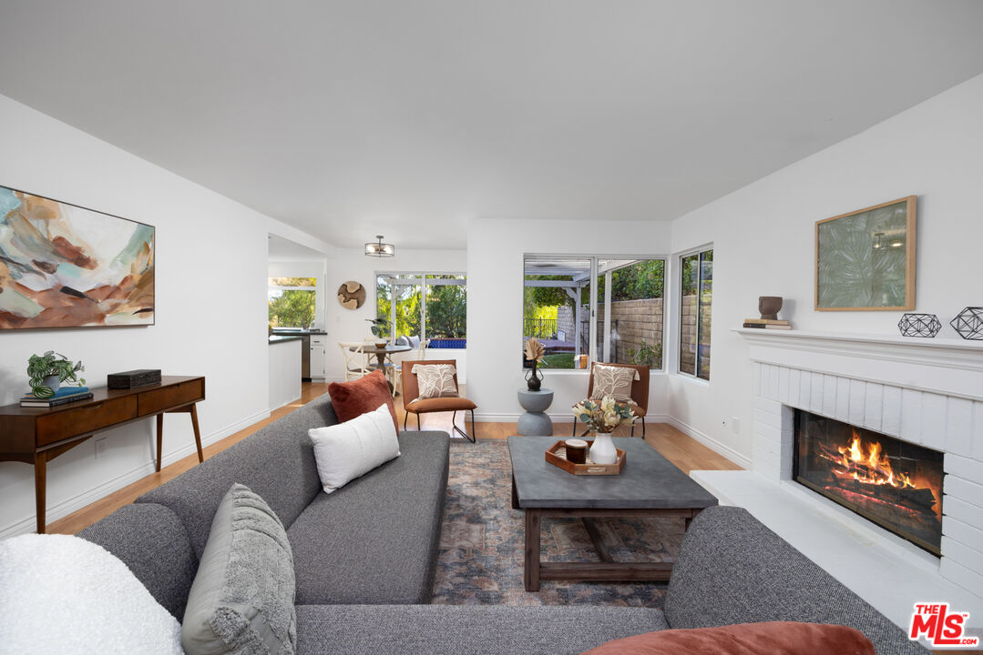 23232 W Vail Dr