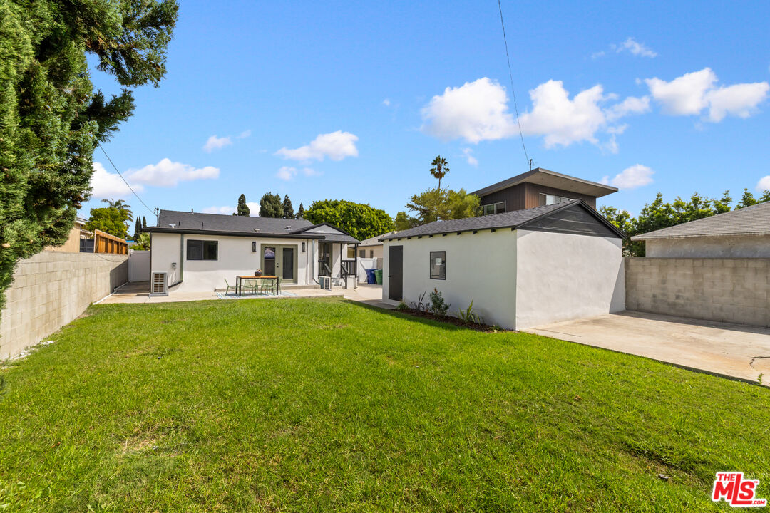 4053 Huron Ave