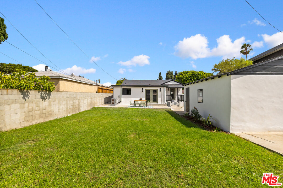 4053 Huron Ave