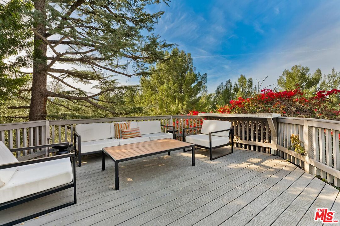 4463 Bergamo Dr