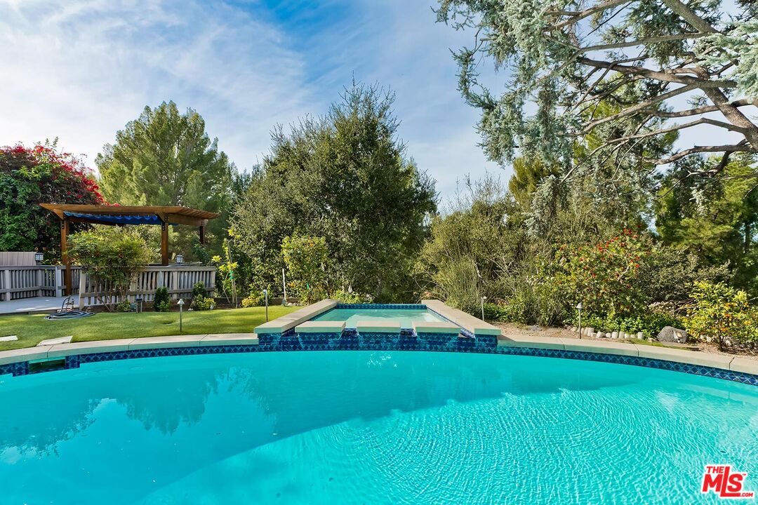4463 Bergamo Dr